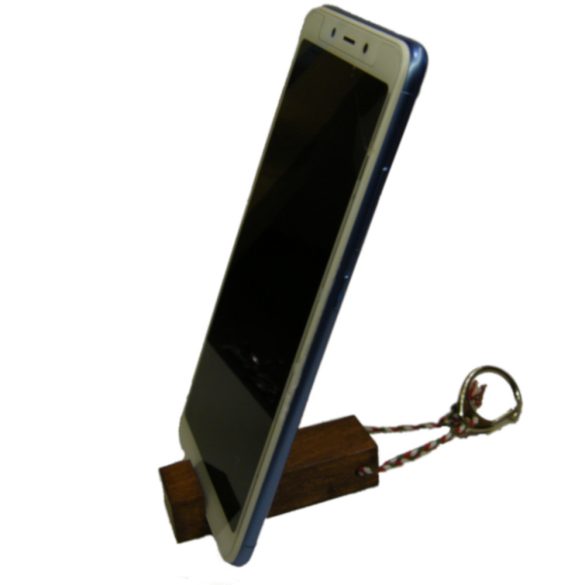 Férfi neves kulcs és telefon tartó