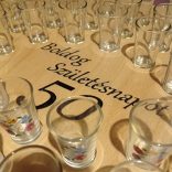 Feliratos ital vagy pálinka kínáló (100x65cm)