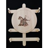 Íjtartó (2 íj, + vesszőtartó), többféle gravírozással, 22000 Ft-tól