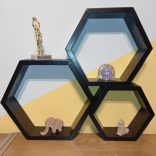 Hatszög alakú polcok (3 db) 